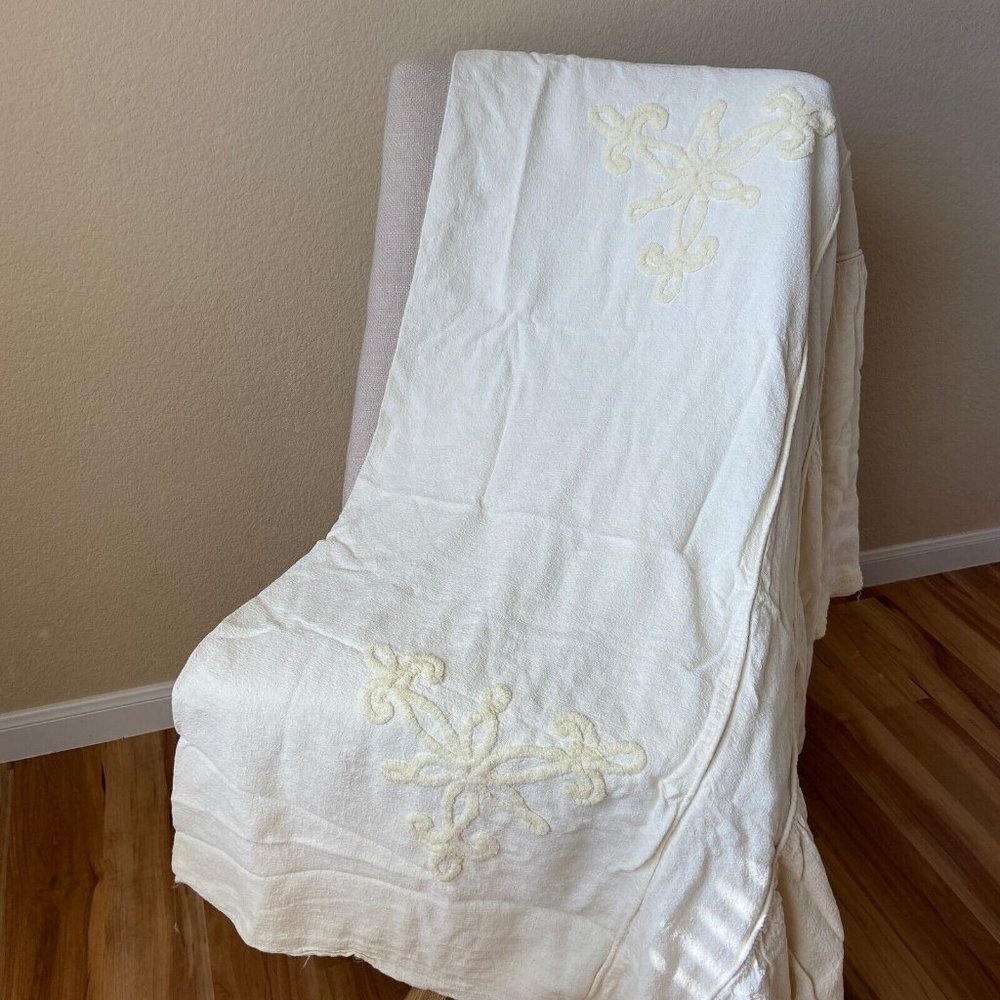 VTG Barkcloth Linen Chenille Bedspread French Chic Cottage Cream  Sizer: Twin